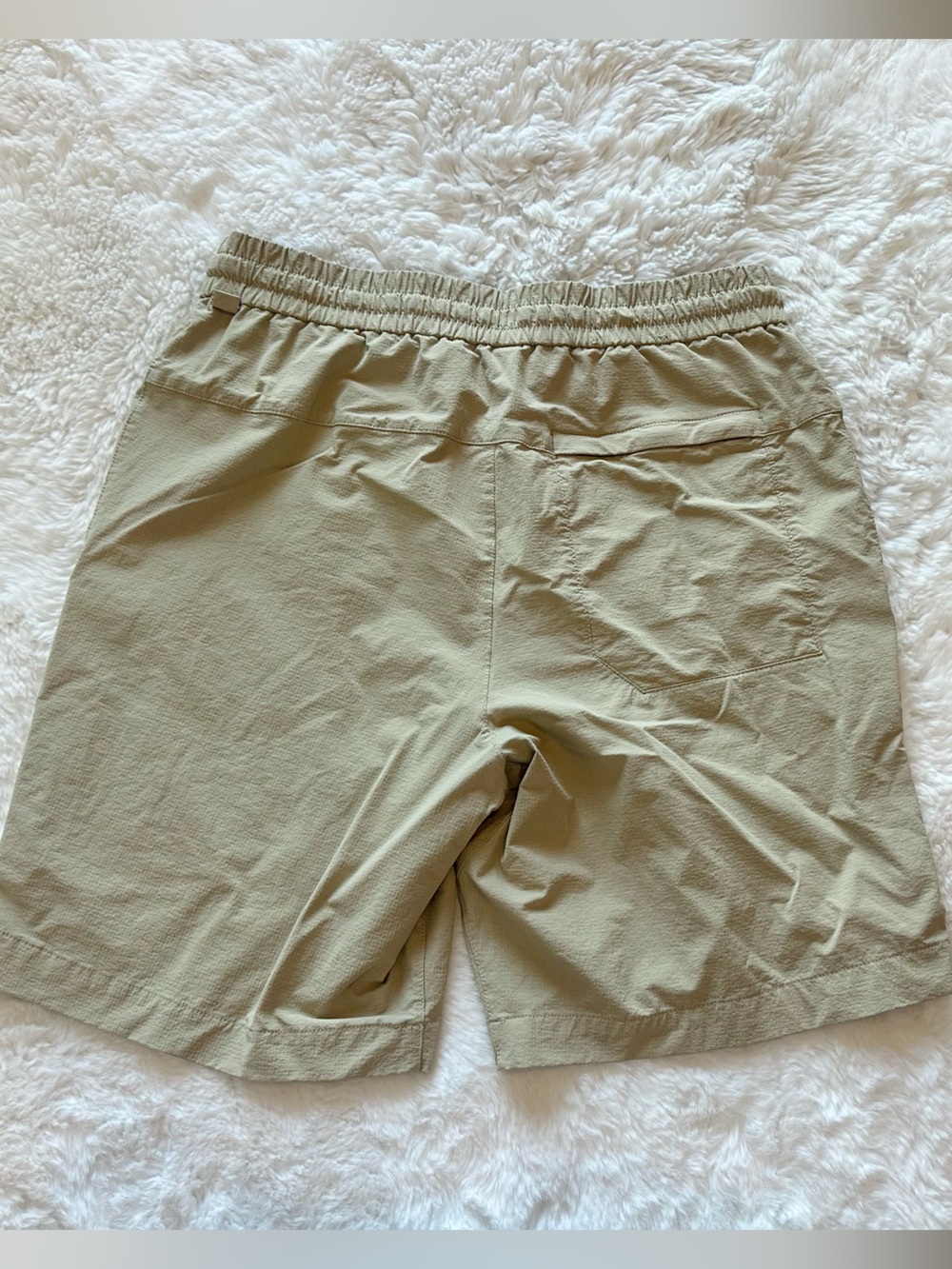 lululemon athletica athletic cargo shorts 7’ - Picture 3 of 5